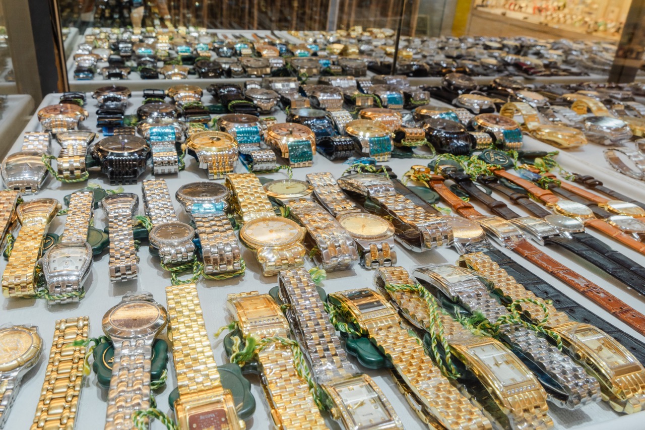 Banyak Pilihan Jam Tangan yand disedikan doray watches